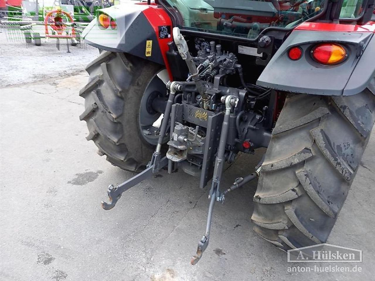 Massey Ferguson mf4707 cab 4wd - Tracteur agricole: photos 4 Massey Ferguson mf4707 cab 4wd - Tracteur agricole: photos 4