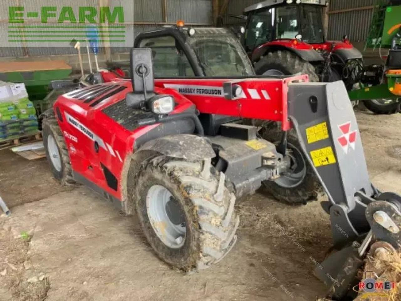 Massey Ferguson th7030 lp - Chariot télescopique: photos 1 Massey Ferguson th7030 lp - Chariot télescopique: photos 1