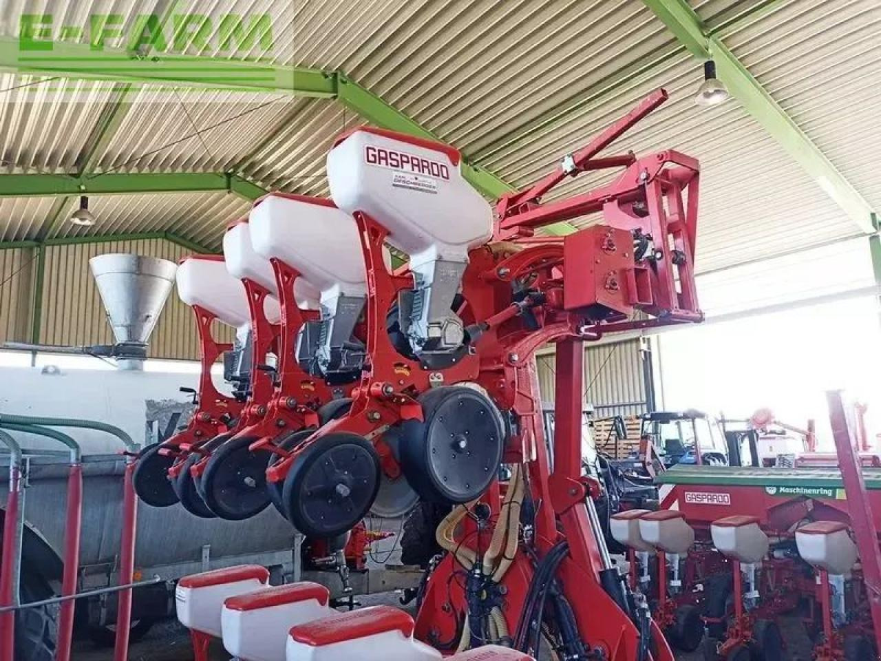 Mustang manta 8-reihige einzelkornsämaschine - Semoir monograine: photos 5 Mustang manta 8-reihige einzelkornsämaschine - Semoir monograine: photos 5