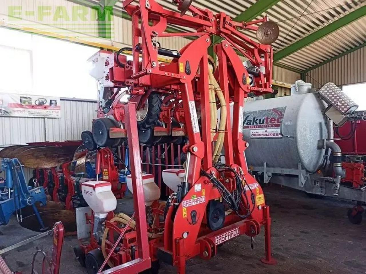 Mustang manta 8-reihige einzelkornsämaschine - Semoir monograine: photos 2 Mustang manta 8-reihige einzelkornsämaschine - Semoir monograine: photos 2