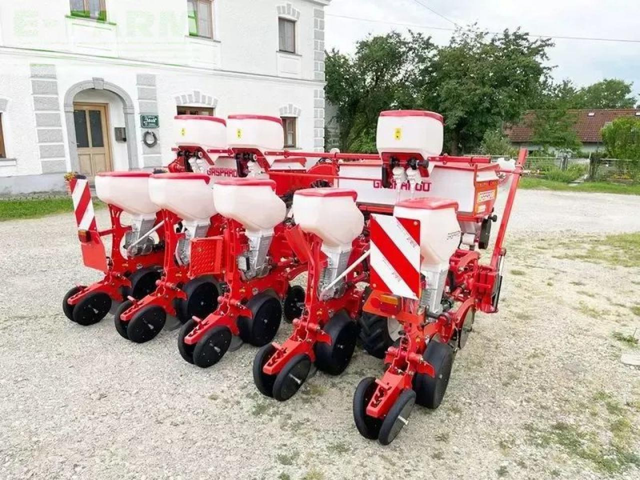 Mustang mtr 5-reihige einzelkornsämaschine - Semoir monograine: photos 5 Mustang mtr 5-reihige einzelkornsämaschine - Semoir monograine: photos 5