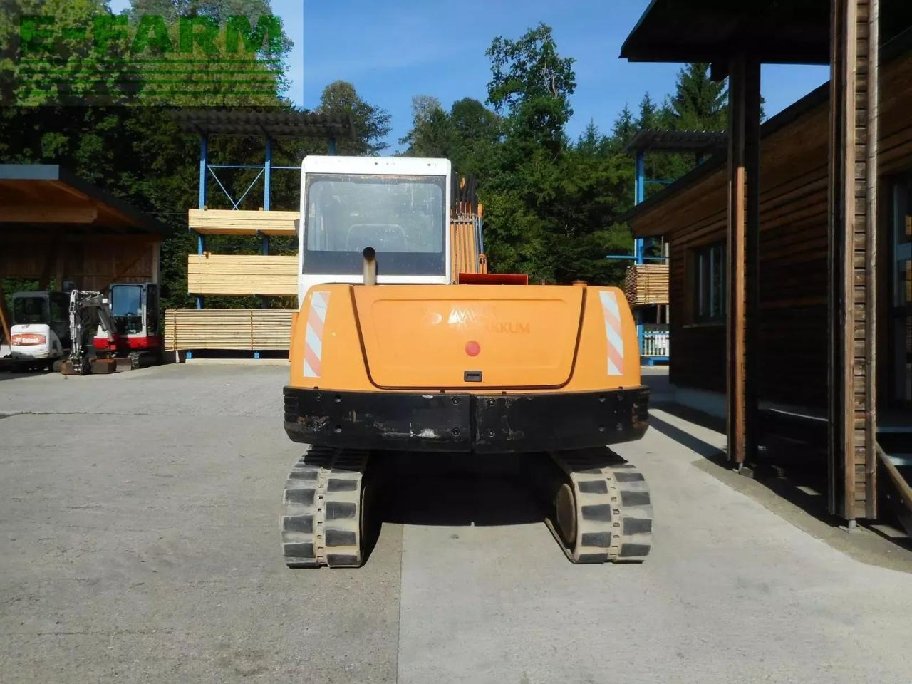 Neuson 8002rd ( 7.900kg ) hydr. sw + verstellausleger - Mini pelle: photos 3 Neuson 8002rd ( 7.900kg ) hydr. sw + verstellausleger - Mini pelle: photos 3