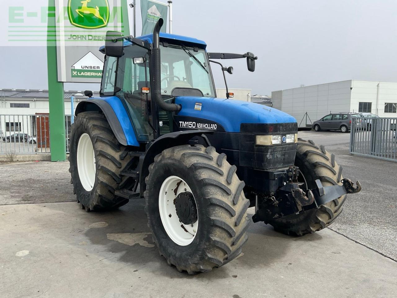 New Holland TM 150 - Tracteur agricole: photos 4 New Holland TM 150 - Tracteur agricole: photos 4