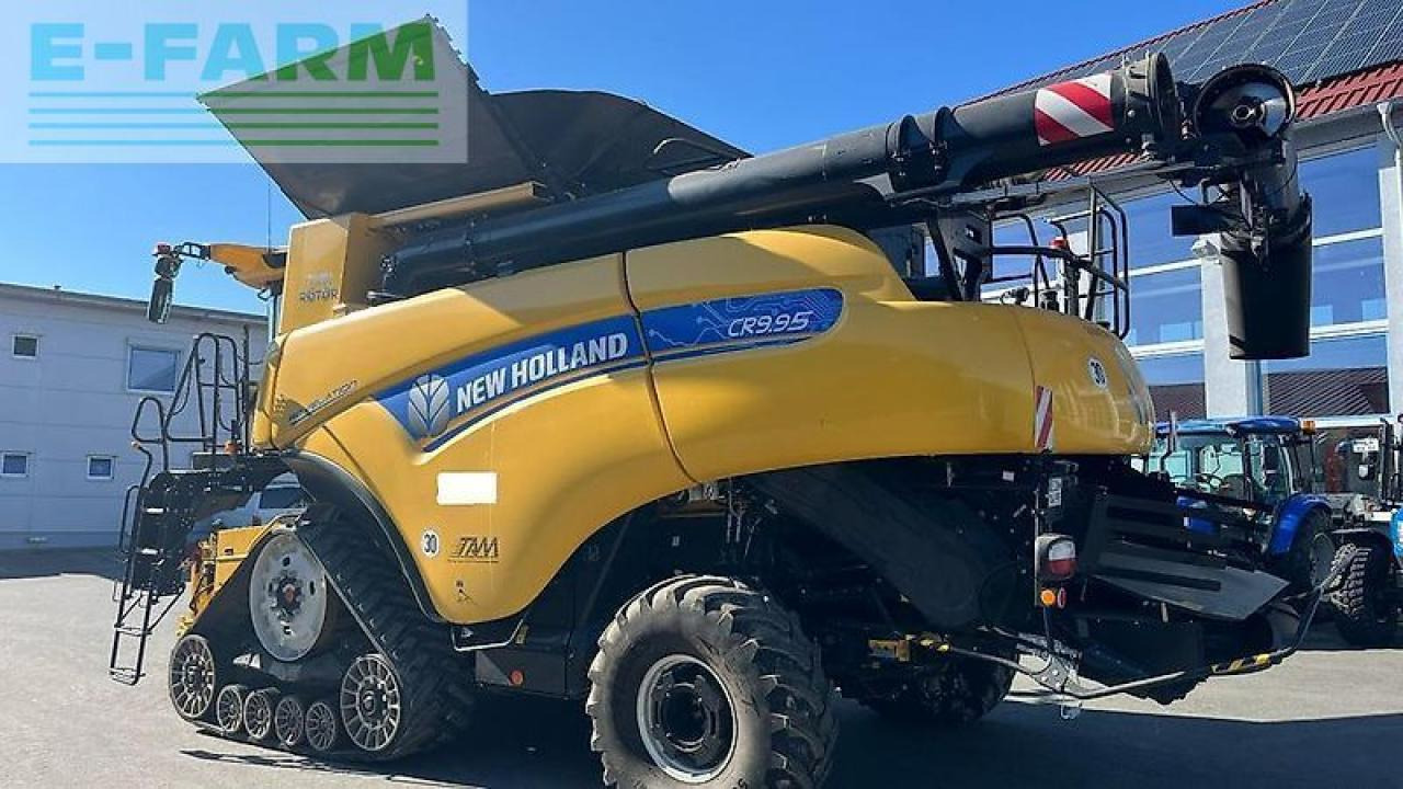 New Holland cr 8.90 10,7msw + sww mähdrescher intellisense macdon - Moissonneuse-batteuse: photos 2 New Holland cr 8.90 10,7msw + sww mähdrescher intellisense macdon - Moissonneuse-batteuse: photos 2
