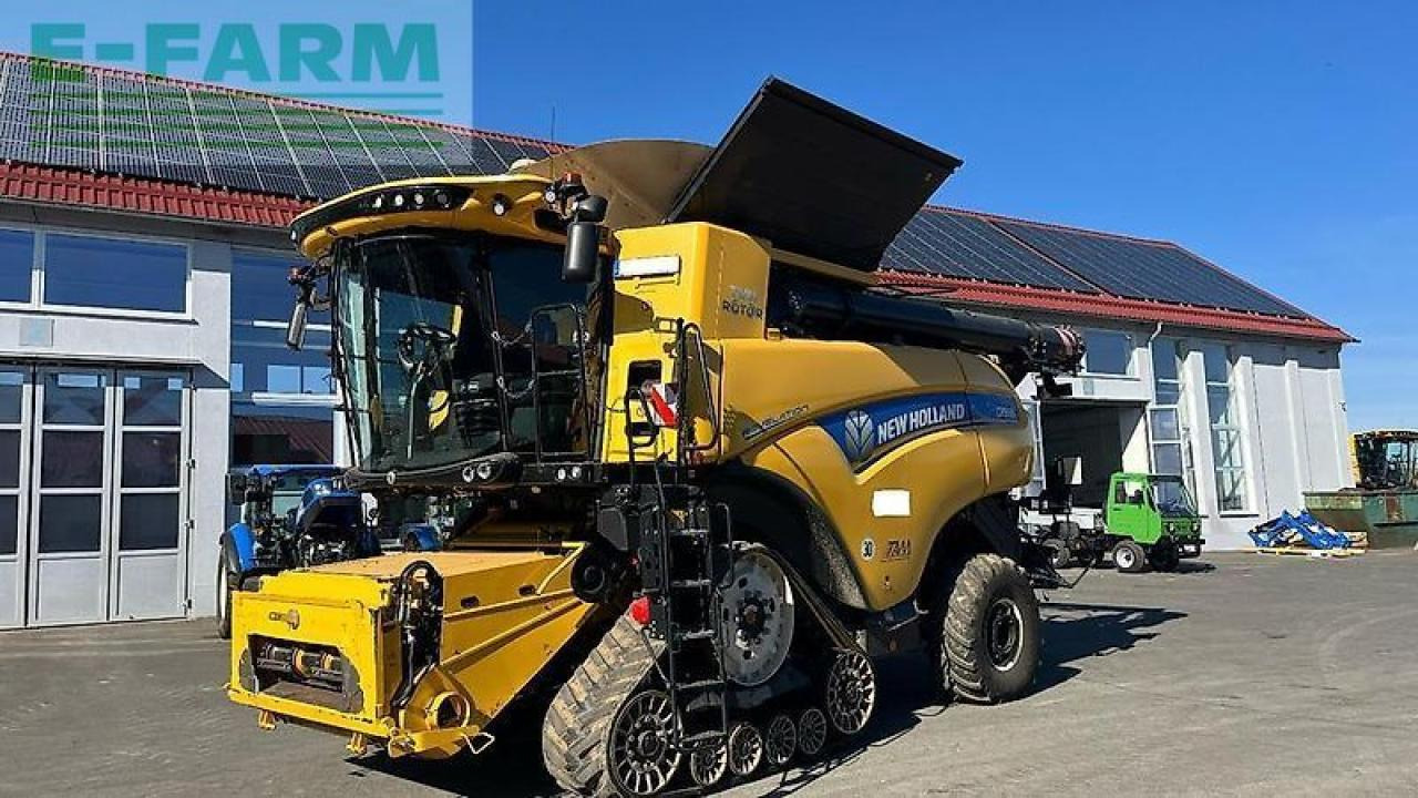 New Holland cr 8.90 10,7msw + sww mähdrescher intellisense macdon - Moissonneuse-batteuse: photos 1 New Holland cr 8.90 10,7msw + sww mähdrescher intellisense macdon - Moissonneuse-batteuse: photos 1