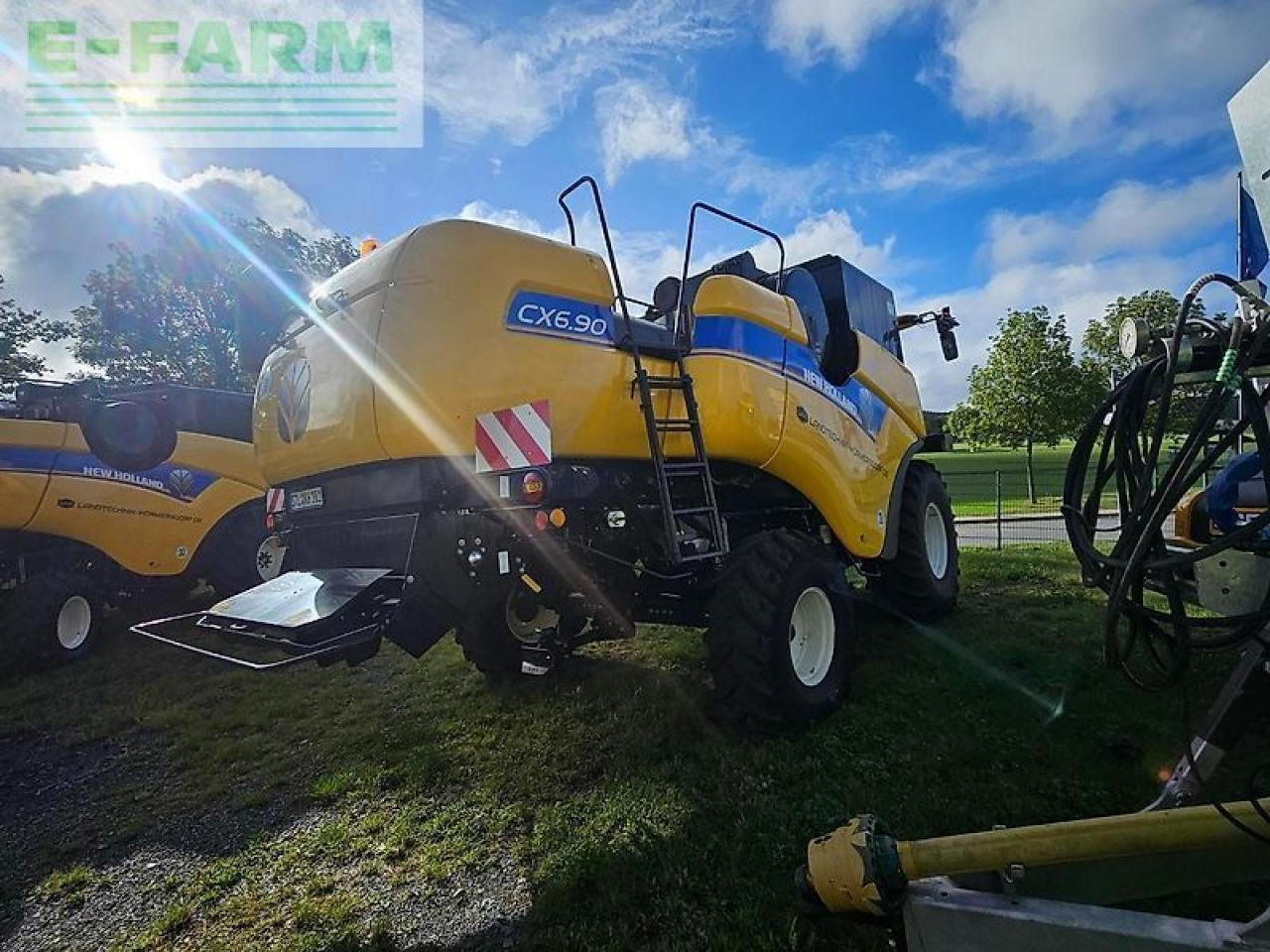 New Holland cx 6.90 mit ultraflowtrommel !!! - Moissonneuse-batteuse: photos 3 New Holland cx 6.90 mit ultraflowtrommel !!! - Moissonneuse-batteuse: photos 3