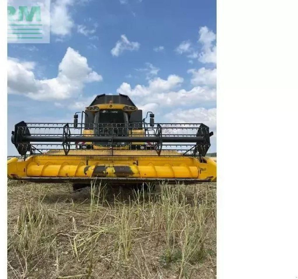 New Holland cx5090 - Moissonneuse-batteuse: photos 1 New Holland cx5090 - Moissonneuse-batteuse: photos 1