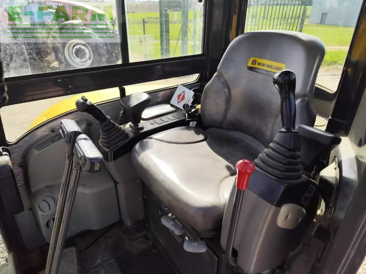 New Holland e26c - Mini pelle: photos 2 New Holland e26c - Mini pelle: photos 2