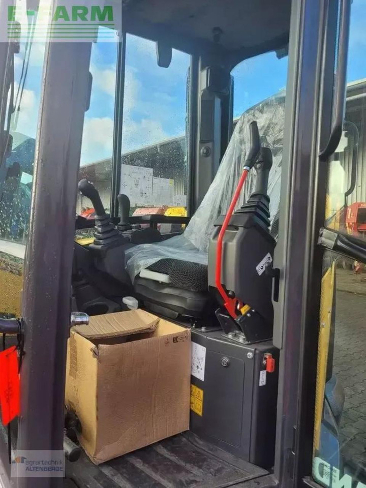 New Holland e55d - Mini pelle: photos 2 New Holland e55d - Mini pelle: photos 2