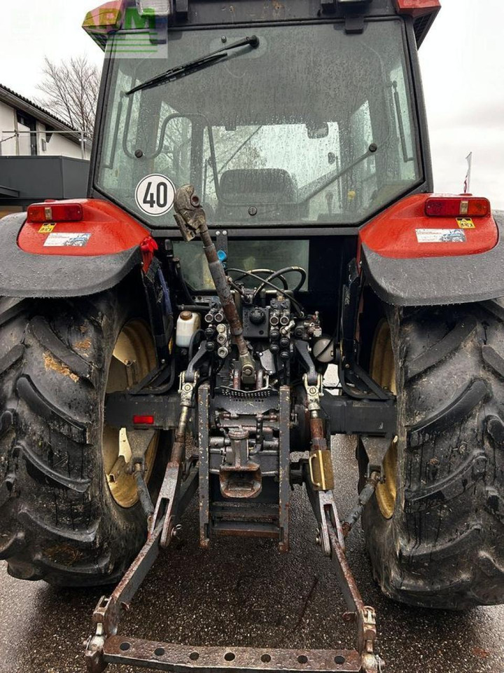 New Holland m 100/8160 - Tracteur agricole: photos 2 New Holland m 100/8160 - Tracteur agricole: photos 2