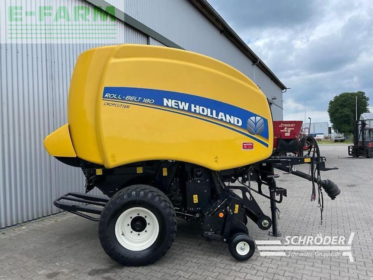 New Holland roll-belt 180 cropcutter - Presse à balles cubiques: photos 2 New Holland roll-belt 180 cropcutter - Presse à balles cubiques: photos 2