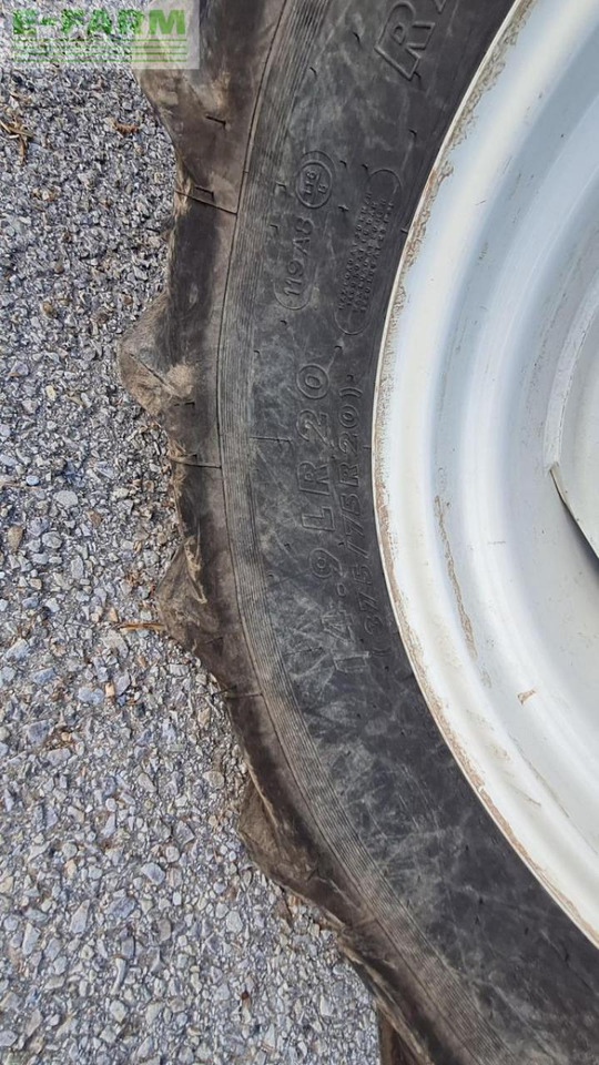 New Holland t 5.85 - Tracteur agricole: photos 4 New Holland t 5.85 - Tracteur agricole: photos 4