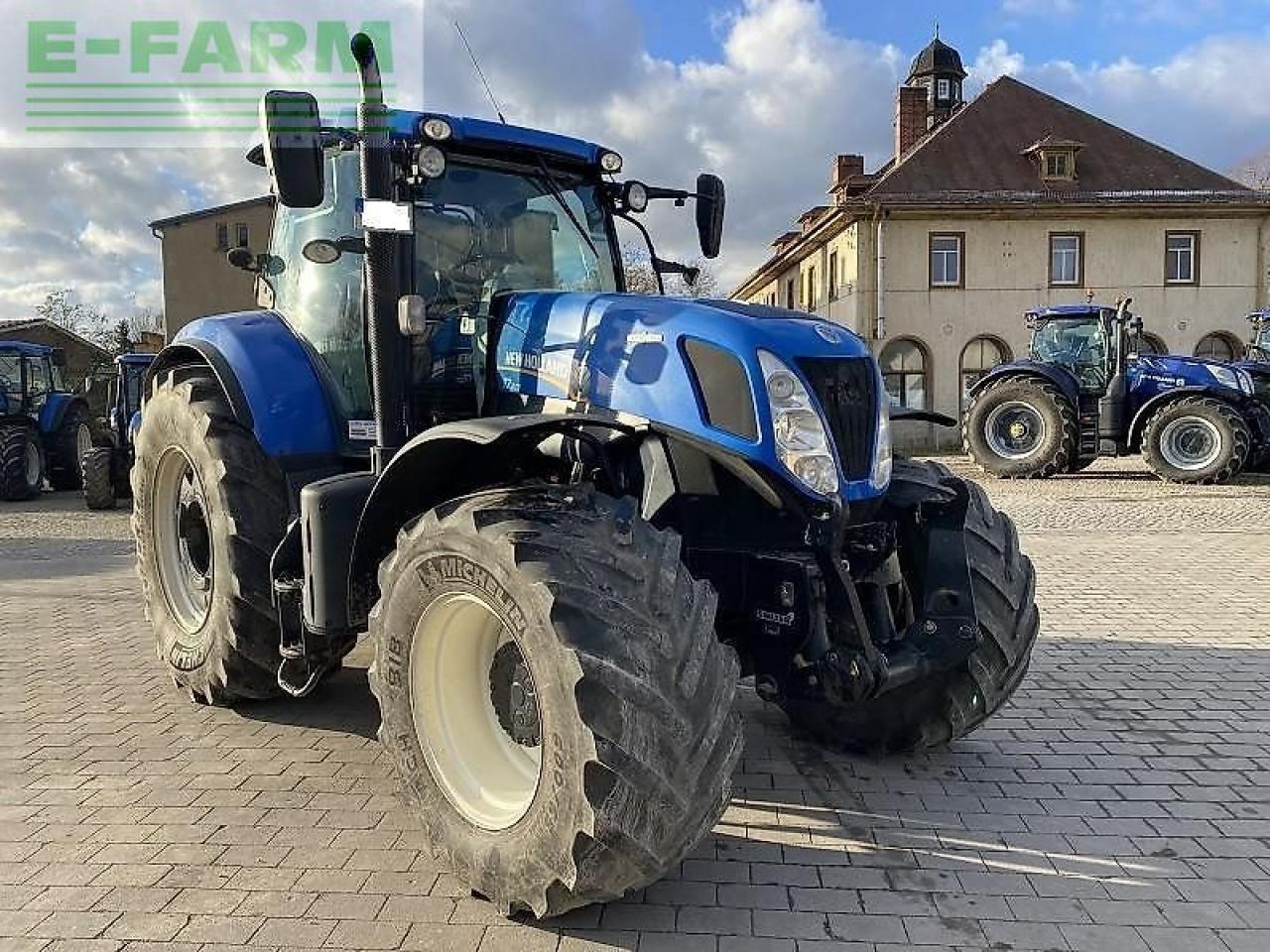 New Holland t 7.220 ac - Tracteur agricole: photos 5 New Holland t 7.220 ac - Tracteur agricole: photos 5