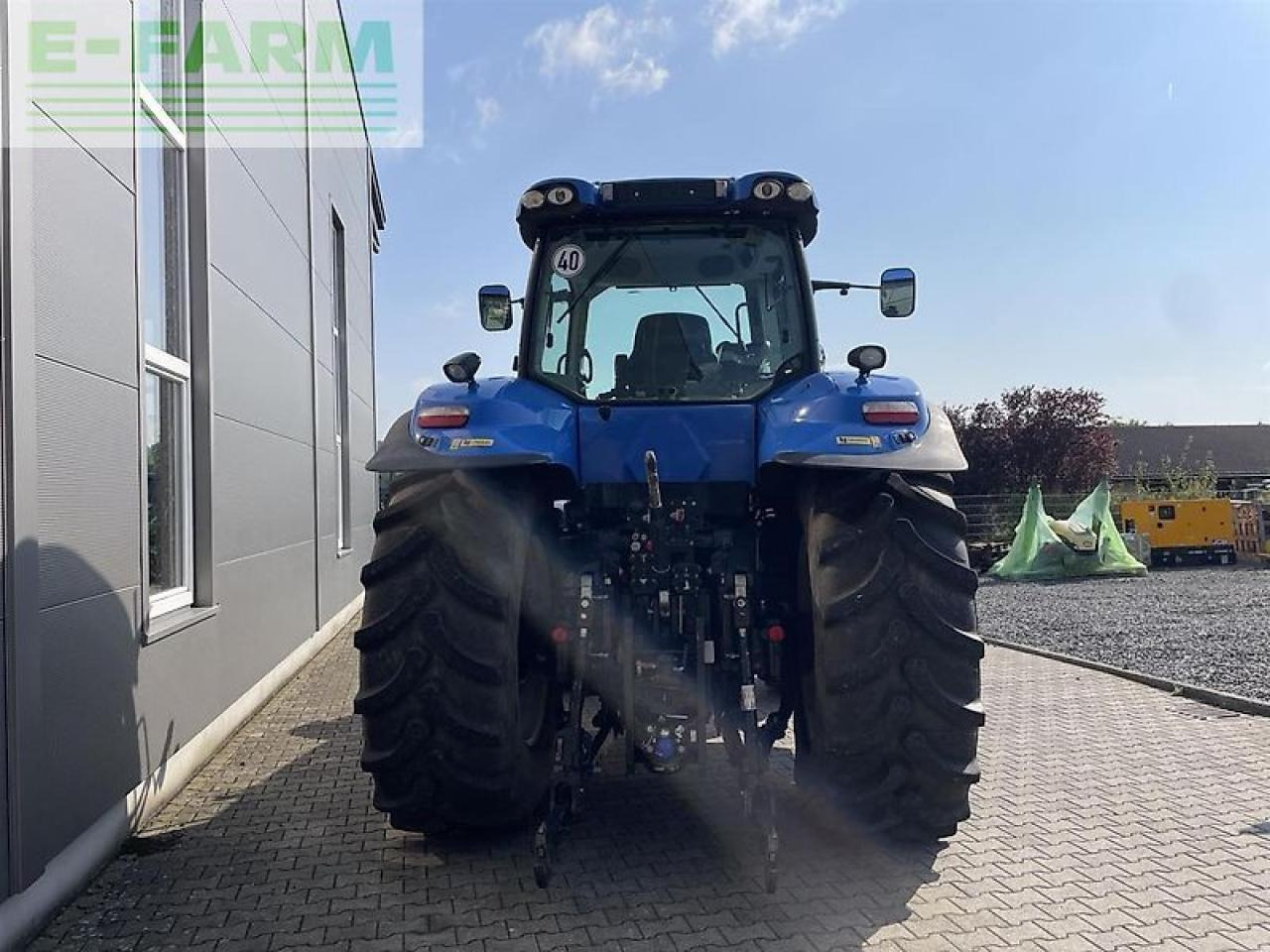 New Holland t 8.390 - Tracteur agricole: photos 5 New Holland t 8.390 - Tracteur agricole: photos 5