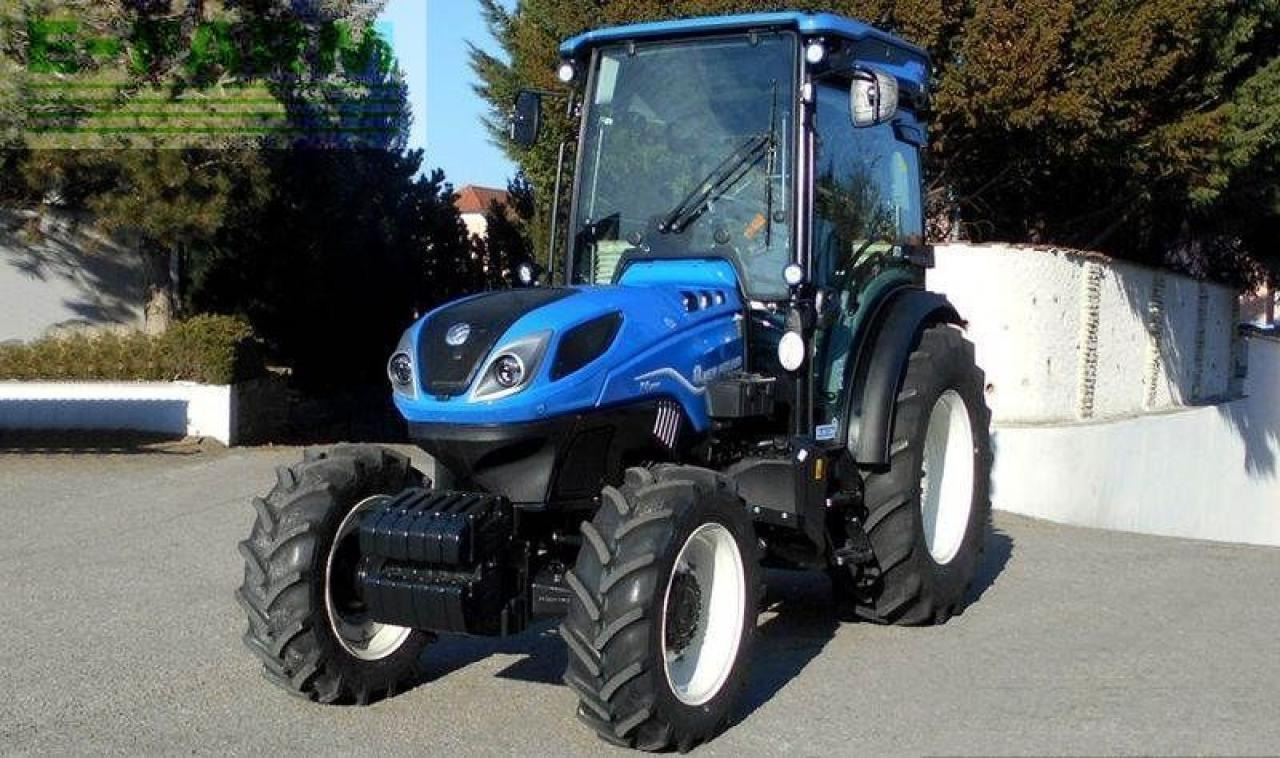 New Holland t4.100 f (stage v) F - Tracteur agricole: photos 1 New Holland t4.100 f (stage v) F - Tracteur agricole: photos 1
