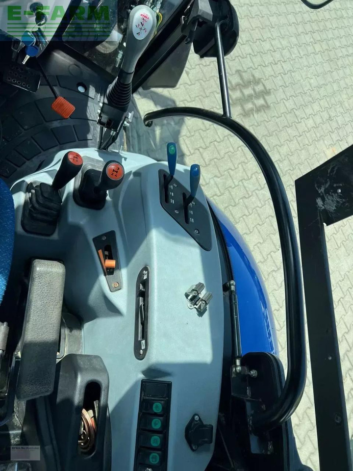 New Holland t4.75s S - Tracteur agricole: photos 2 New Holland t4.75s S - Tracteur agricole: photos 2