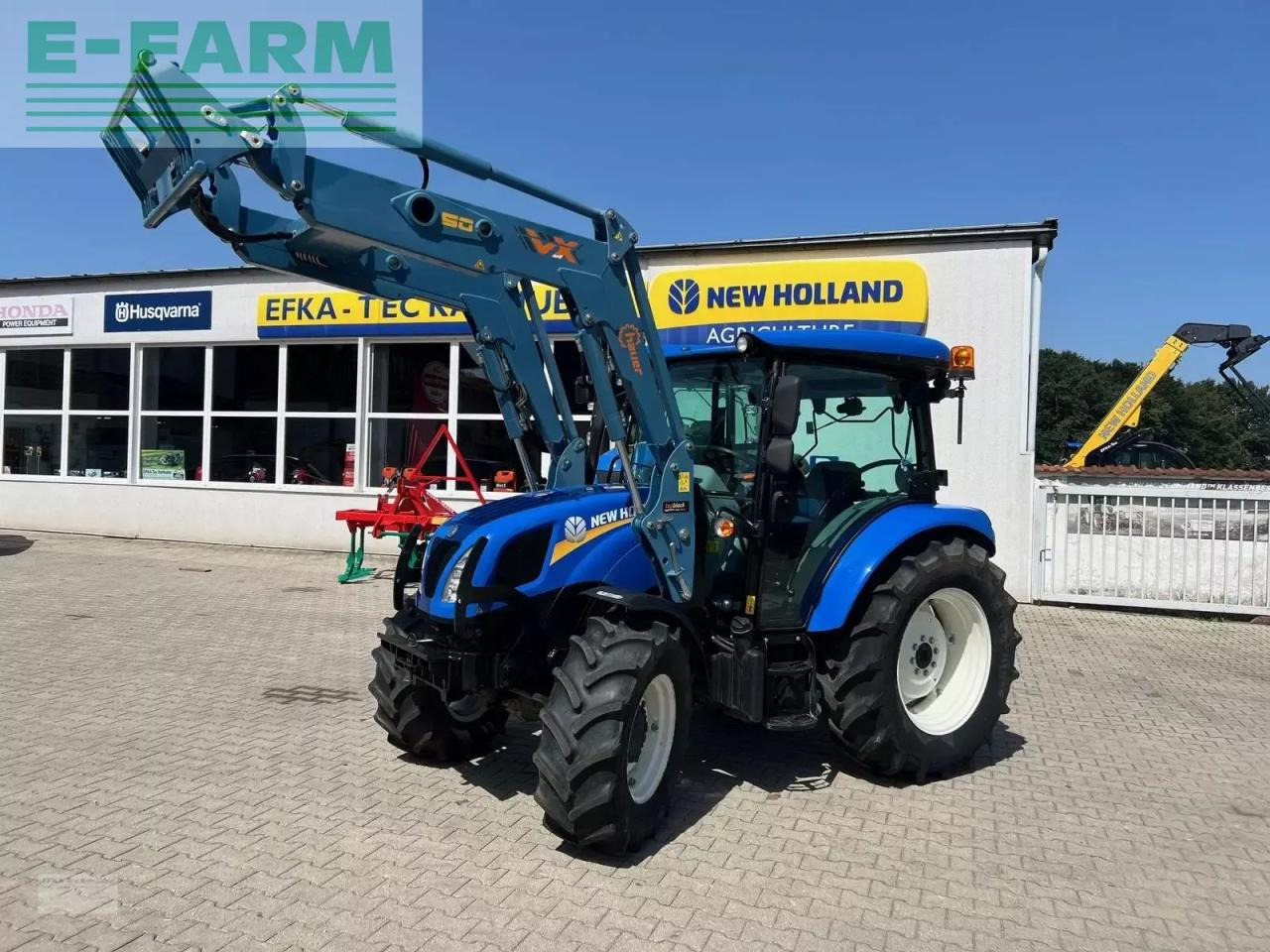 New Holland t4.75s S - Tracteur agricole: photos 1 New Holland t4.75s S - Tracteur agricole: photos 1