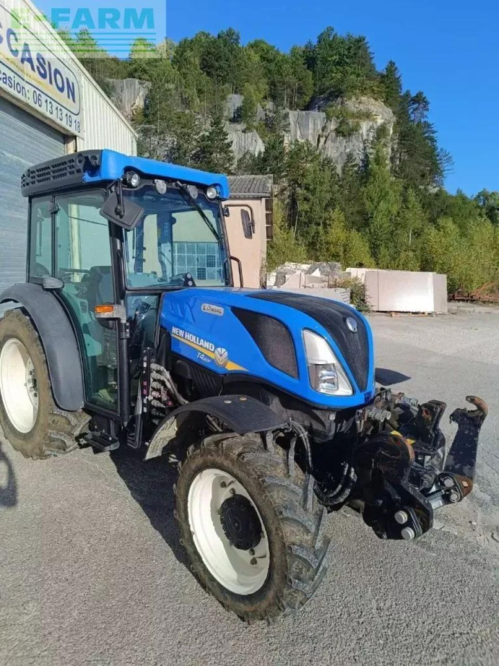 New Holland t4.80 f F - Tracteur agricole: photos 2 New Holland t4.80 f F - Tracteur agricole: photos 2