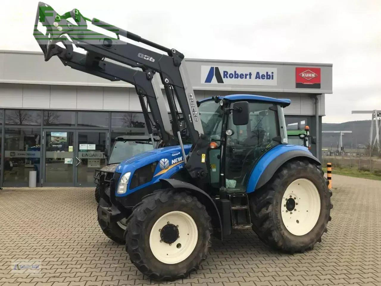 New Holland t4.85 - Tracteur agricole: photos 5 New Holland t4.85 - Tracteur agricole: photos 5