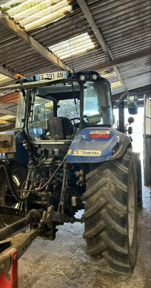New Holland t5.100 ec - Tracteur agricole: photos 3 New Holland t5.100 ec - Tracteur agricole: photos 3