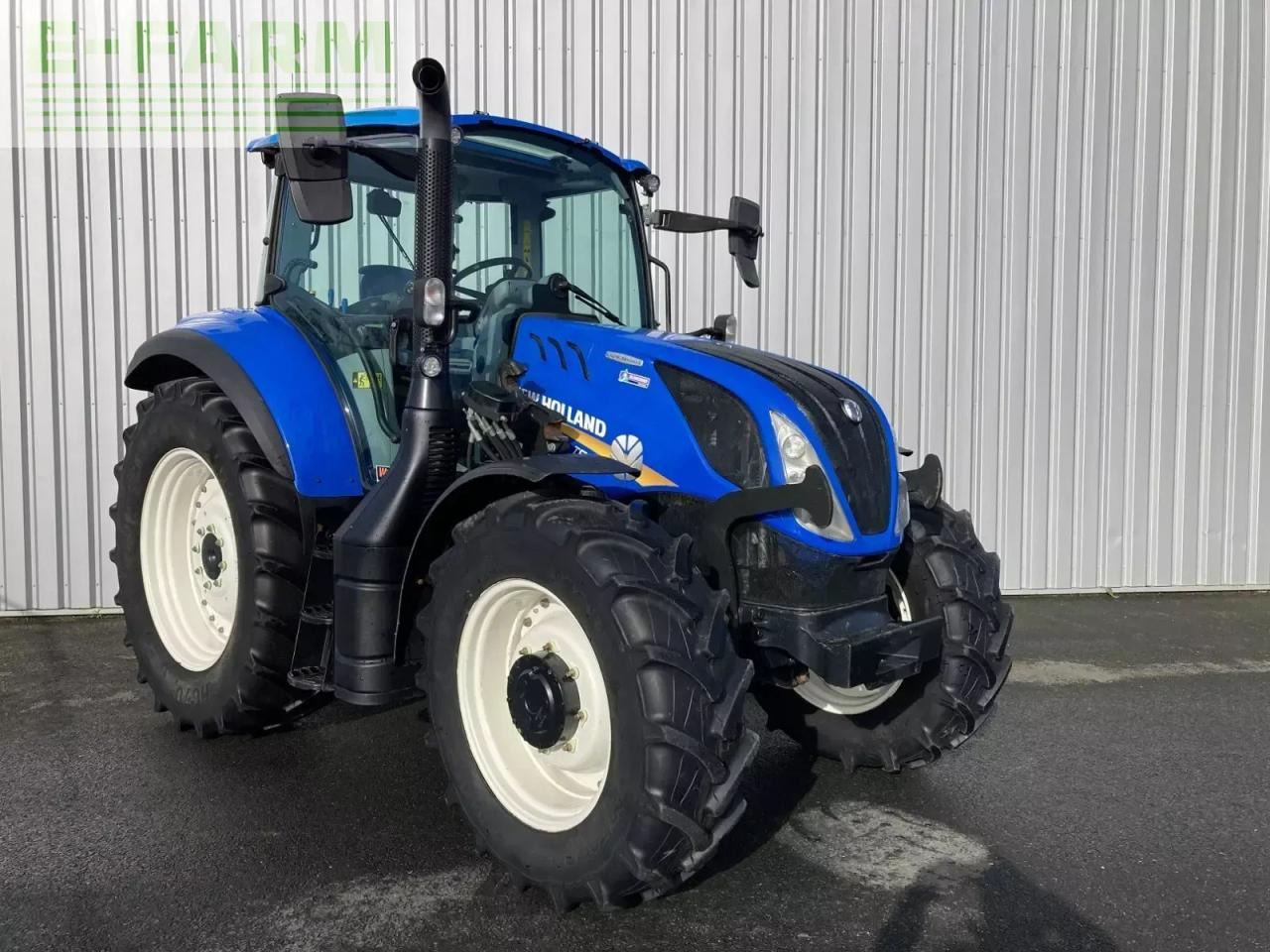 New Holland t5.100 evolution - Tracteur agricole: photos 3 New Holland t5.100 evolution - Tracteur agricole: photos 3