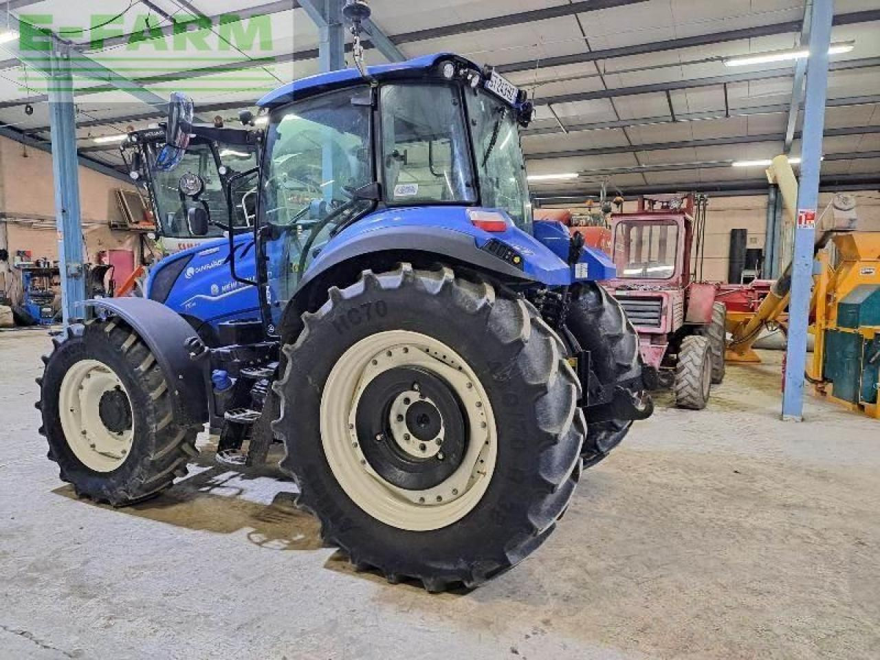 New Holland t5.110 - Tracteur agricole: photos 4 New Holland t5.110 - Tracteur agricole: photos 4