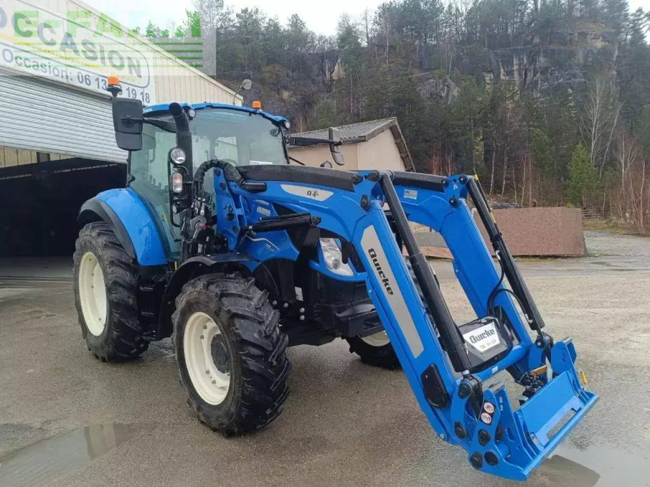 New Holland t5 110 electro - Tracteur agricole: photos 3 New Holland t5 110 electro - Tracteur agricole: photos 3