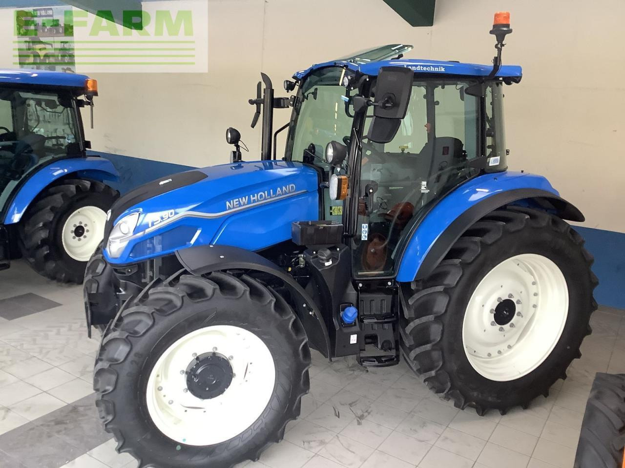 New Holland t5.90 dual command - Tracteur agricole: photos 5 New Holland t5.90 dual command - Tracteur agricole: photos 5