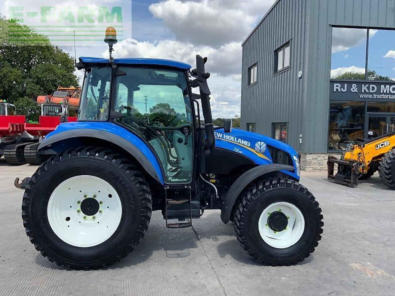New Holland t5.95 tractor (st23758) - Tracteur agricole: photos 1 New Holland t5.95 tractor (st23758) - Tracteur agricole: photos 1