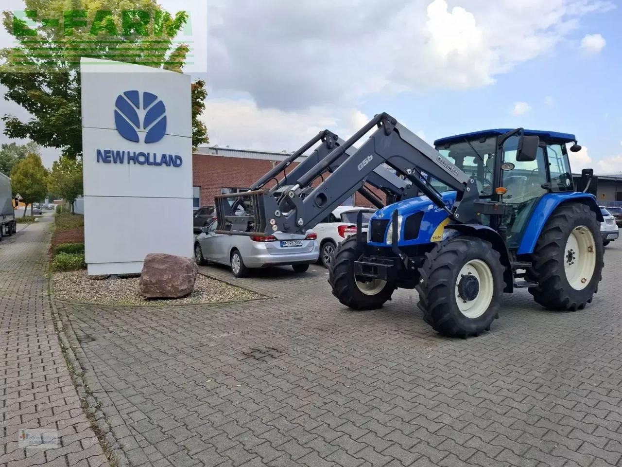 New Holland t5050 - Tracteur agricole: photos 3 New Holland t5050 - Tracteur agricole: photos 3