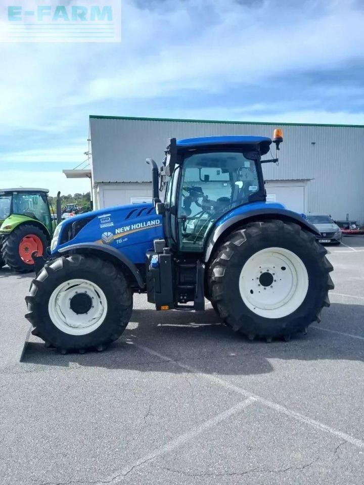New Holland t6.145 - Tracteur agricole: photos 5 New Holland t6.145 - Tracteur agricole: photos 5
