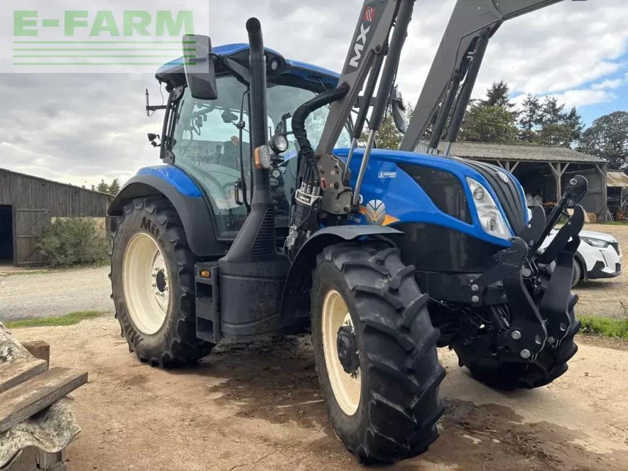 New Holland t6.145 electro command - Tracteur agricole: photos 4 New Holland t6.145 electro command - Tracteur agricole: photos 4
