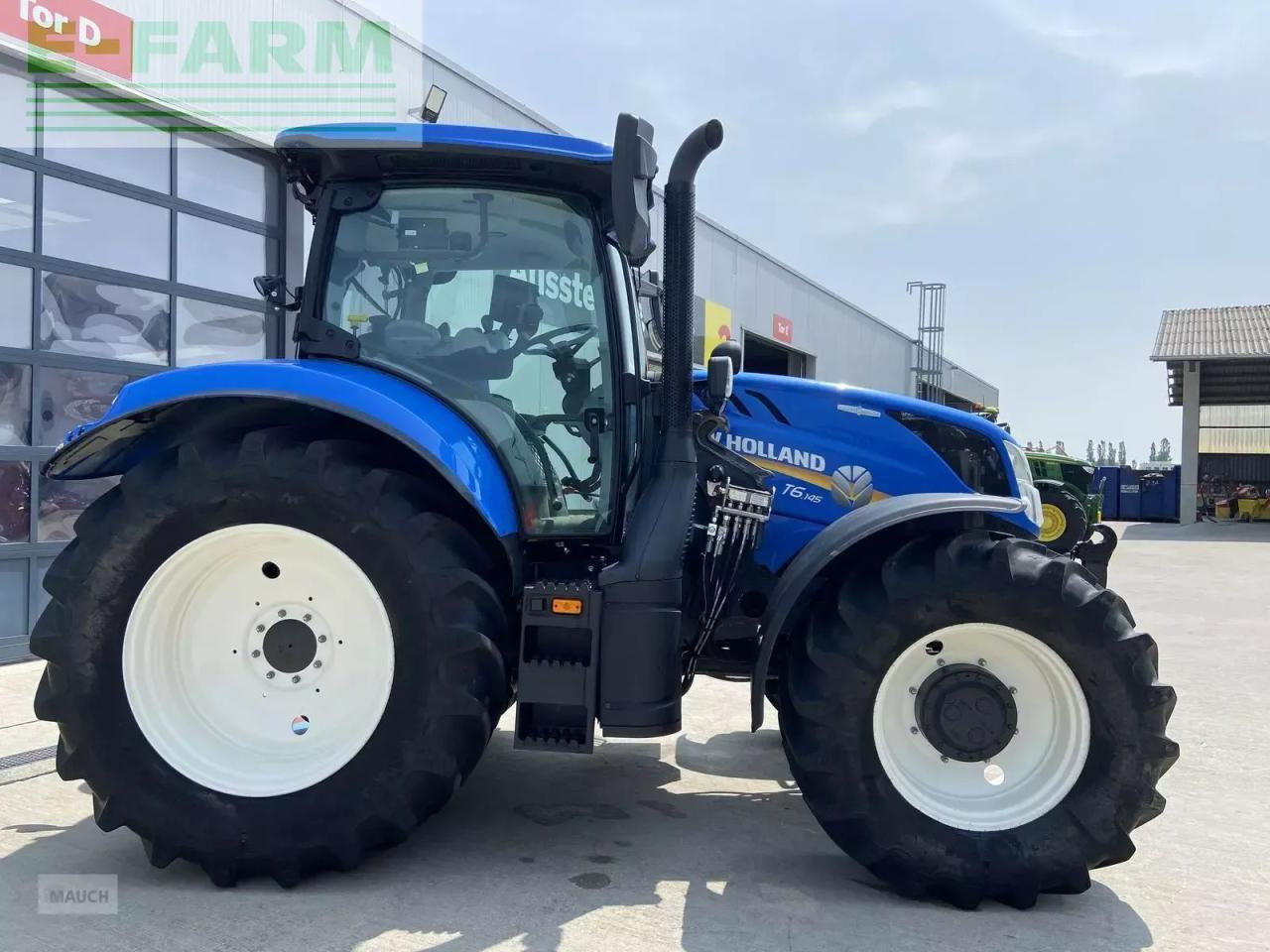 New Holland t6.145 stage v - Tracteur agricole: photos 4 New Holland t6.145 stage v - Tracteur agricole: photos 4
