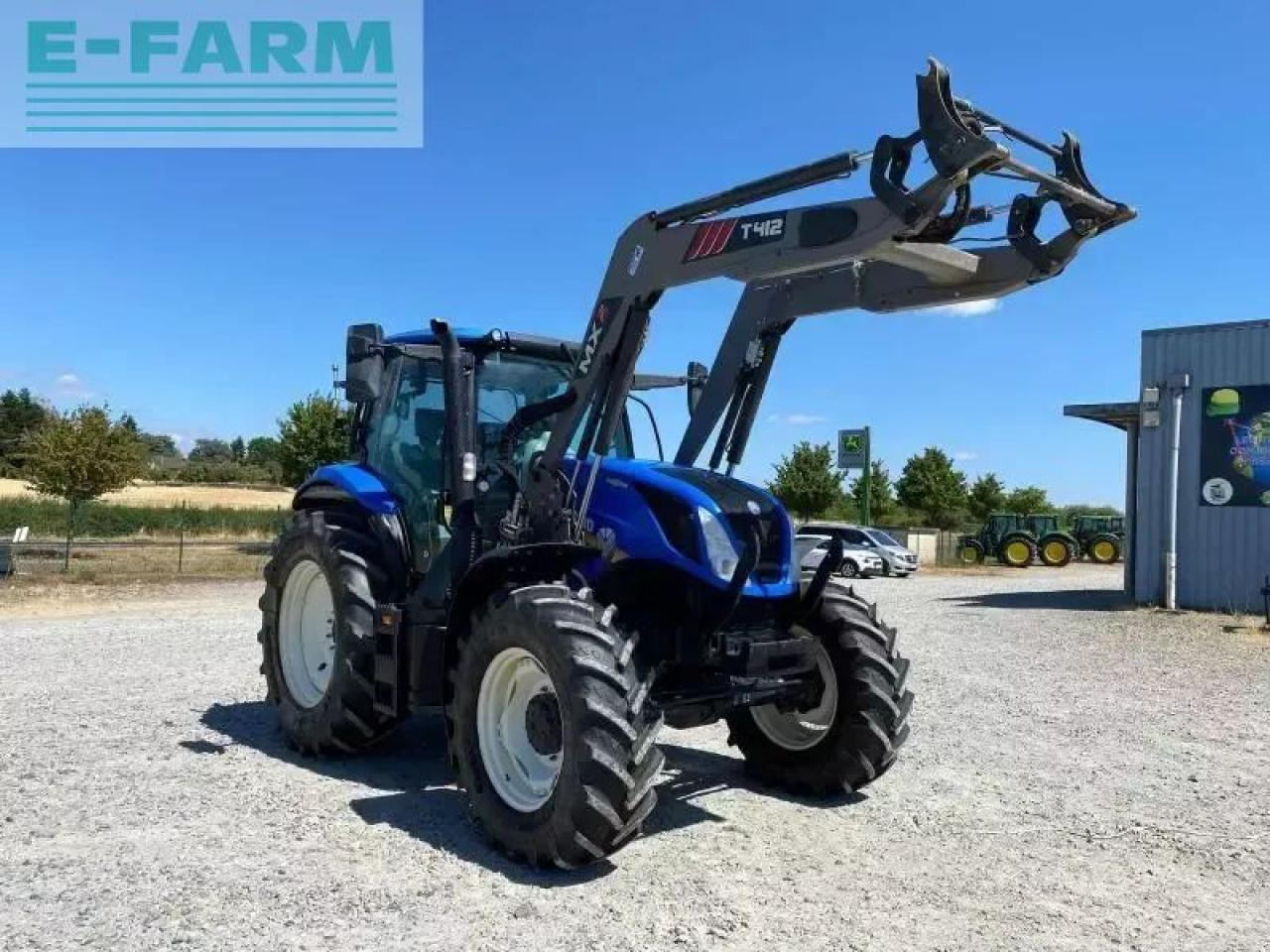 New Holland t6.155 - Tracteur agricole: photos 2 New Holland t6.155 - Tracteur agricole: photos 2