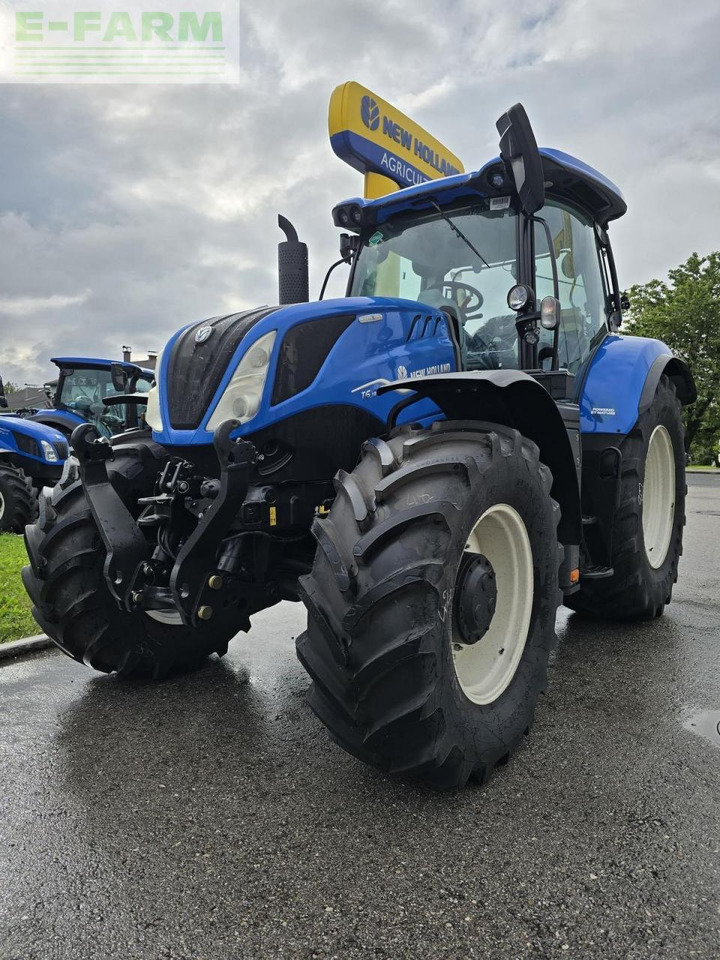 New Holland t6.180 methane power Methane Power - Tracteur agricole: photos 3 New Holland t6.180 methane power Methane Power - Tracteur agricole: photos 3