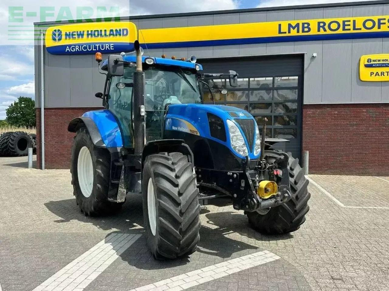 New Holland t6030 rc - Tracteur agricole: photos 1 New Holland t6030 rc - Tracteur agricole: photos 1