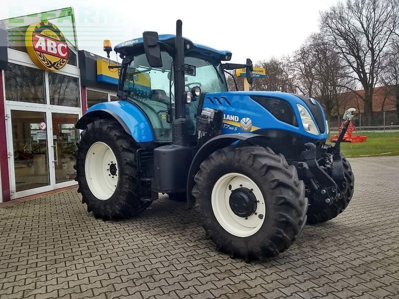 New Holland t7.165 my 18 - Tracteur agricole: photos 3 New Holland t7.165 my 18 - Tracteur agricole: photos 3