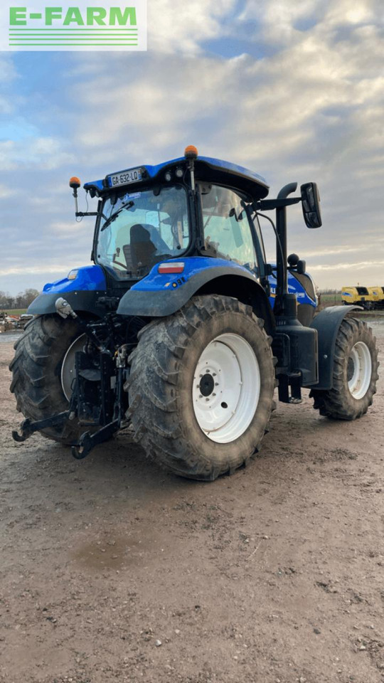 New Holland t7.165s range command s5 S - Tracteur agricole: photos 3 New Holland t7.165s range command s5 S - Tracteur agricole: photos 3