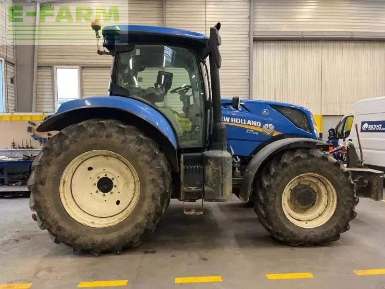 New Holland t7-175pc-sw - Tracteur agricole: photos 3 New Holland t7-175pc-sw - Tracteur agricole: photos 3