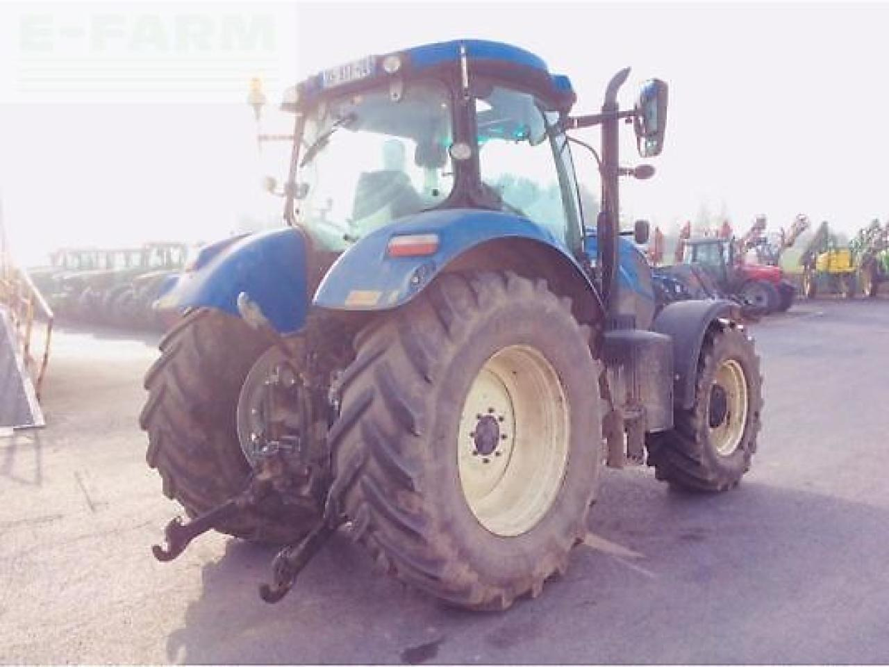 New Holland t7.185 - Tracteur agricole: photos 4 New Holland t7.185 - Tracteur agricole: photos 4
