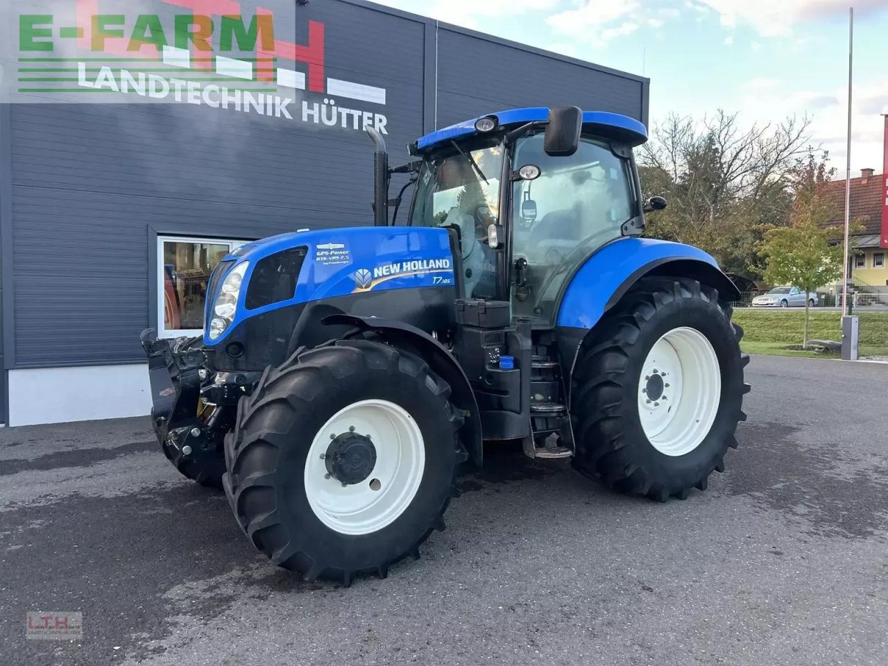 New Holland t7.185 auto command - Tracteur agricole: photos 1 New Holland t7.185 auto command - Tracteur agricole: photos 1