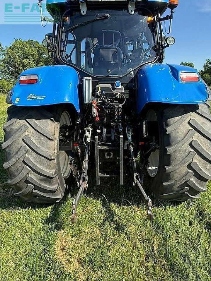 New Holland t7.210 auto command - Tracteur agricole: photos 4 New Holland t7.210 auto command - Tracteur agricole: photos 4