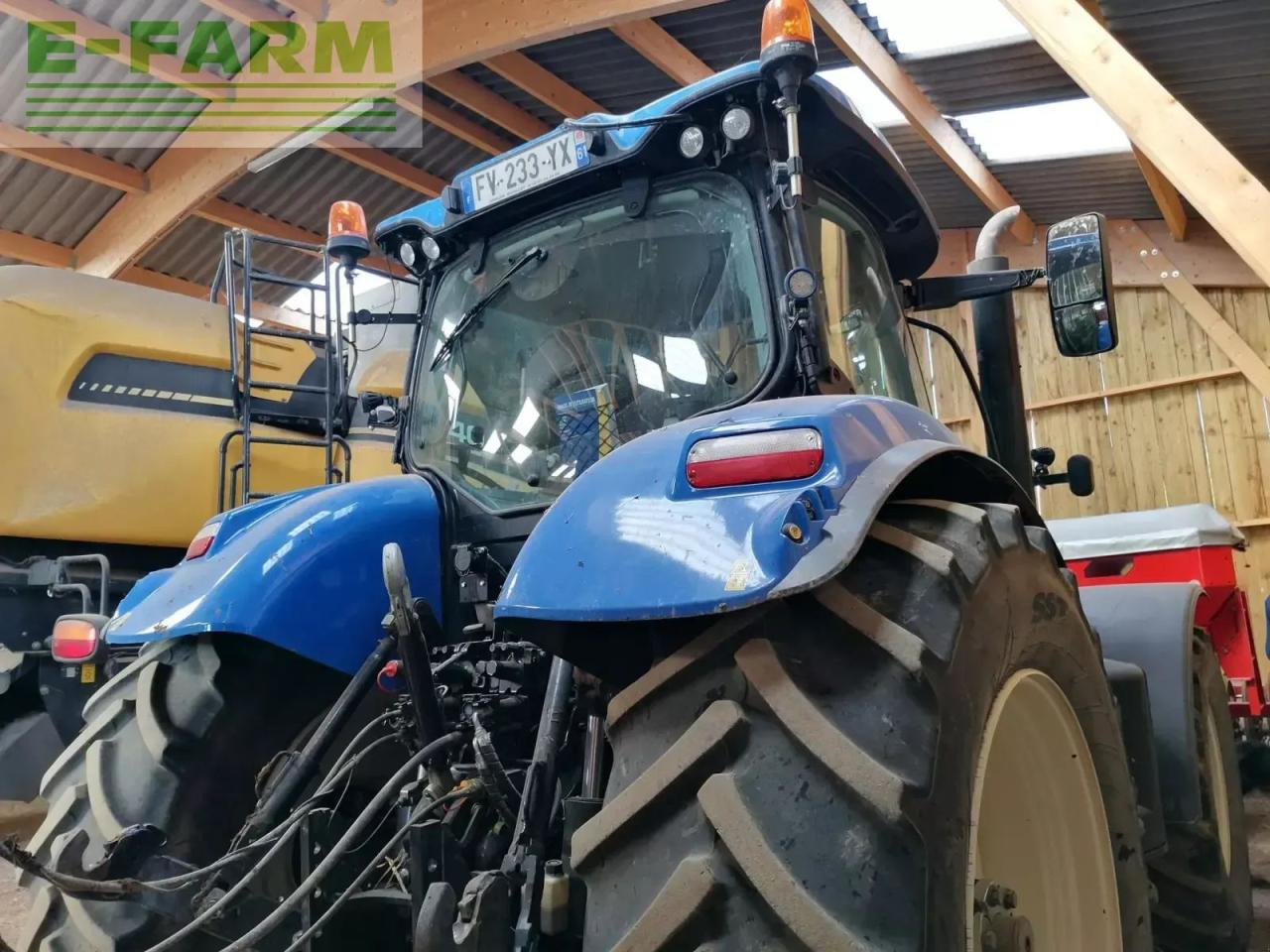 New Holland t7 215s S - Tracteur agricole: photos 5 New Holland t7 215s S - Tracteur agricole: photos 5