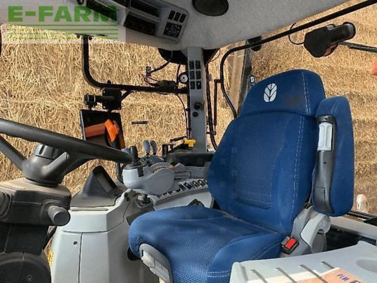 New Holland t7.215s S - Tracteur agricole: photos 5 New Holland t7.215s S - Tracteur agricole: photos 5