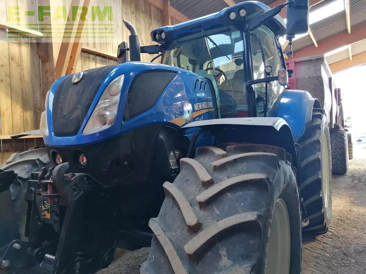 New Holland t7 215s S - Tracteur agricole: photos 1 New Holland t7 215s S - Tracteur agricole: photos 1