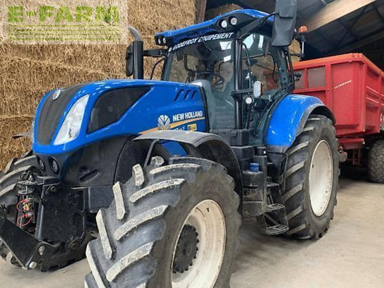 New Holland t7.215s S - Tracteur agricole: photos 1 New Holland t7.215s S - Tracteur agricole: photos 1
