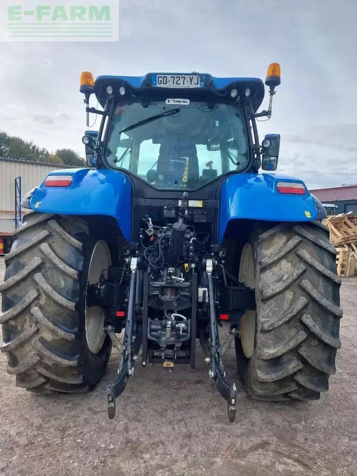 New Holland t7.215s S - Tracteur agricole: photos 5 New Holland t7.215s S - Tracteur agricole: photos 5