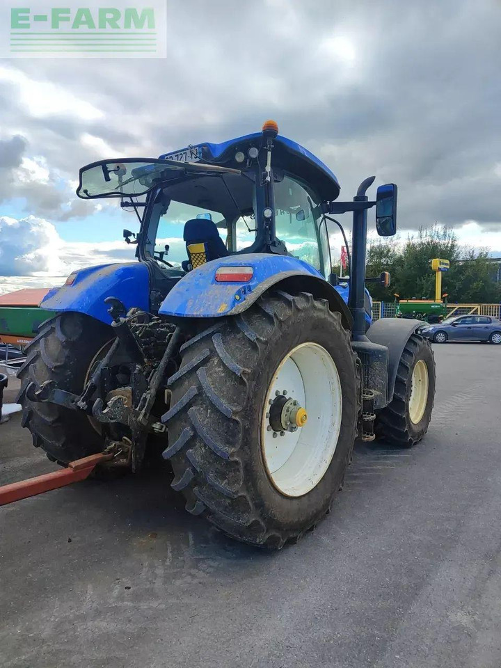 New Holland t7.215s S - Tracteur agricole: photos 4 New Holland t7.215s S - Tracteur agricole: photos 4