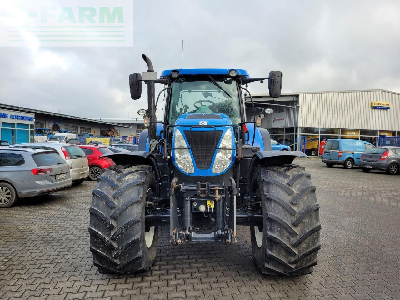 New Holland t7.220 ac - Tracteur agricole: photos 2 New Holland t7.220 ac - Tracteur agricole: photos 2