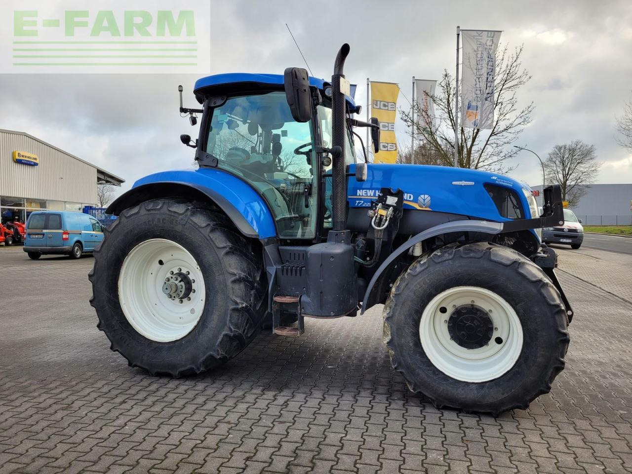 New Holland t7.220 ac - Tracteur agricole: photos 3 New Holland t7.220 ac - Tracteur agricole: photos 3